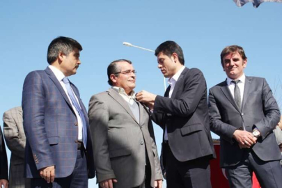 Eski CHP’liye MHP rozeti
