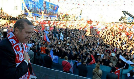 ANTALYA DEMOKRASİYE SAHİP ÇIKTI 