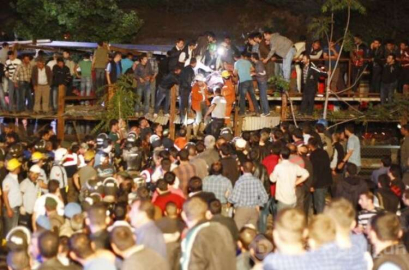  Maden İşçileri İçin Duygu Yüklü Şiir Yazdı