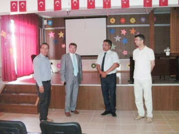 Kaymakam Karahan Okul Ziyaretinde