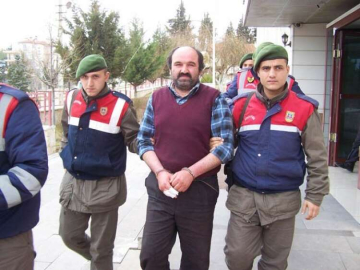 Devlet Bana İçeride Baksın Diye Öldürdüm