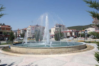Fıskiyeli havuz çalışıyor