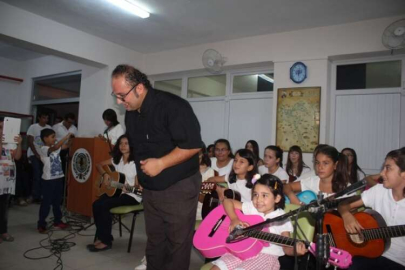 Halk Eğitimliler Konser verdi