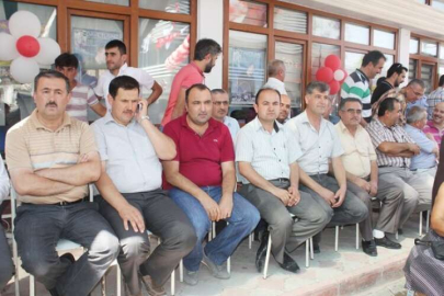 AK Parti zeytin dalı mı uzatıyor