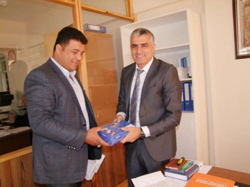 Bayram Çikolatası Türk Yerel Hizmet-Sen'den