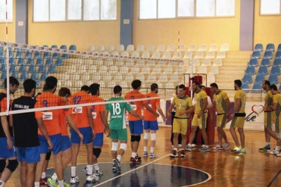 Korkuteli Gençlikspor Büyükşehir’e boyun eğdi