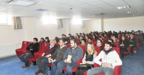 Üniversitede '' Madde bağımlığı'' semineri