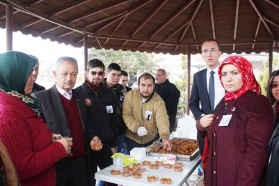 Ülkü Ocağı Fırat için lokma dağıttı