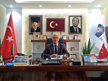 “Çamur atma değil hizmet siyaseti yapsınlar”