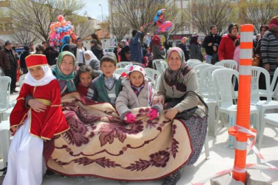 Battaniyeli 23 Nisan kutlaması