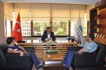 Ümit Uysal Gökce’yi ziyaret etti