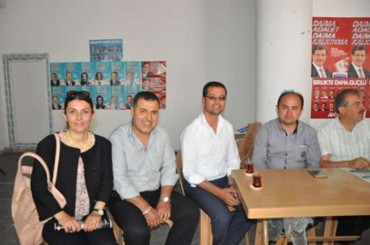 Demokrasi dersi verdiler