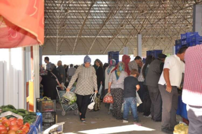 Pazara Ramazan bereketi geldi
