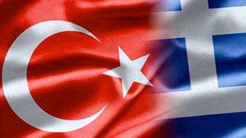 Mevlüt Çavuşoğlu mevkidaşı Nikos Kotzias ile görüştü