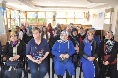 Ak Kadınlar şehitlerimizi unutmadı