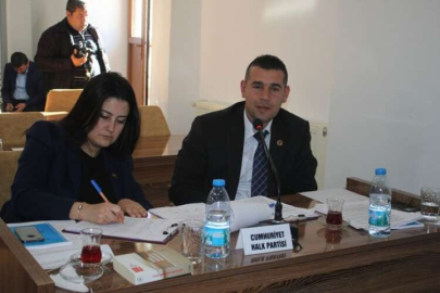 CHP kafa karıştırdı