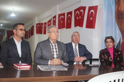  Baykal “Tek derdimiz anayasa mı”