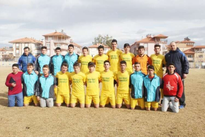 U-16 liderliğini sürdürdü