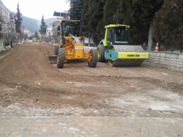 Parke Taşı yapımı devam ediyor