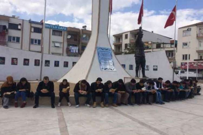 Ülkücülerden kitap okuma etkinliği