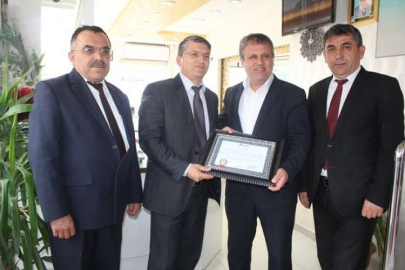 Önal “Ülkemi seviyorum, vergimi veriyorum”