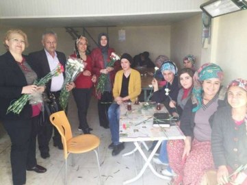 Asenalar emekçi kadınları ziyaret etti