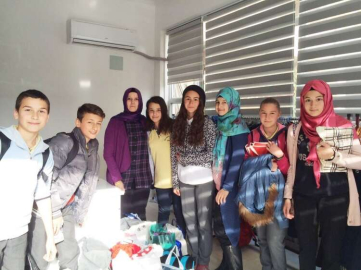 Arif Cebeci öğrencilerinden örnek davranış