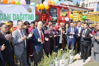 4500 fidan dağıtıldı