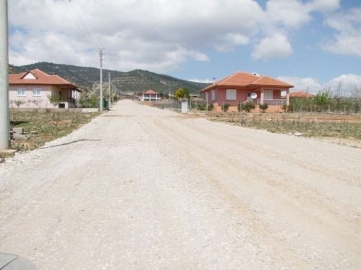 Yol çalışmaları Yeşilyayla’da devam ediyor