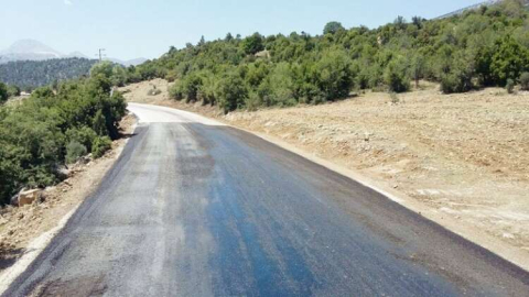  Güzle, Yazır ve İmecik  Asfaltlanıyor