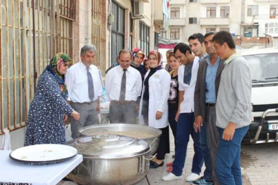 Rehabilitasyon Merkezi Aşure Dağıttı
