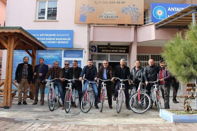 Büyükşehirden muhtarlara bisiklet