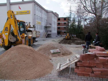 Önce, “Gökce ve ekibine teşekkürler”