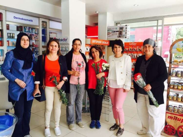 CHP’li Kadınlar Anneleri Unutmadı 