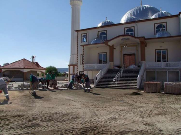 Korkuteli Belediyesi destek olmaya devam ediyor
