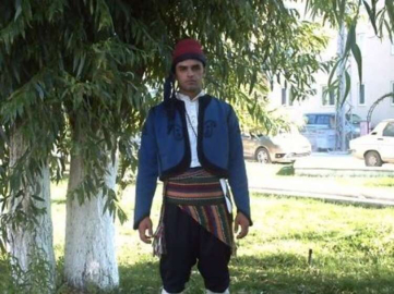 Istanaz ve İsinda hünerlerini sergiliyor