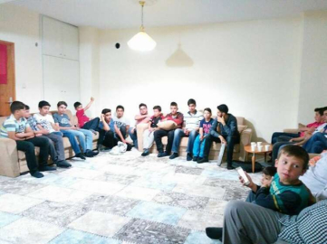 Müftülük gençlerle iftar yaptı