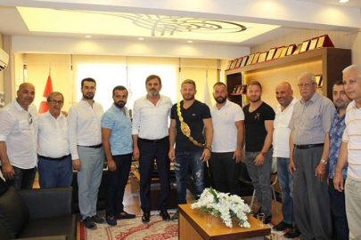 Gökce Kırkpınar Şampiyonunu ağırladı