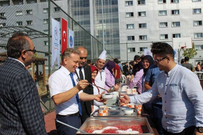 KYK üçüncü kez aşure ikramı yaptı