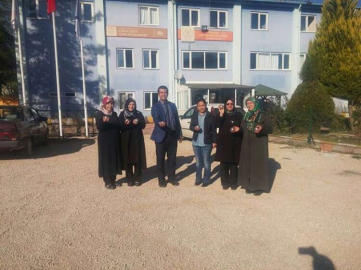 Ak kadınlar BOCCE oynadı