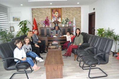 Minikler semt pazarı kuruyor