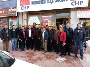 Başkan adayları ziyaretlere devam ediyor