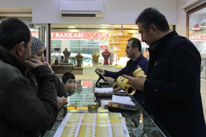Kuyumcularda yılbaşı bereketi yaşandı