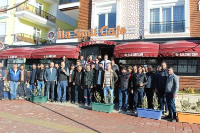 Kızılsert seçmen ile bir araya geldi