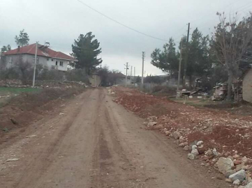  “Yol çalışmaları devam ediyor”