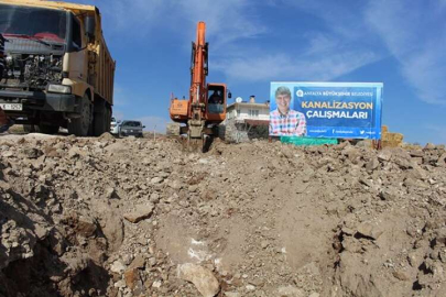 Büyükşehir Küçükköy’de kanalizasyona başladı