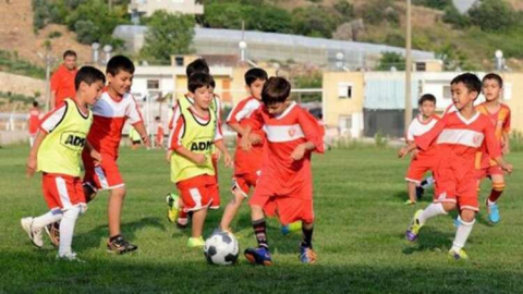 Futbol yaz okulu başladı