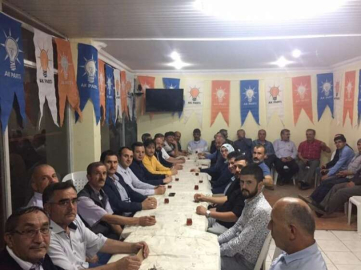 Seçim öncesi MHP ortağını ziyaret etti