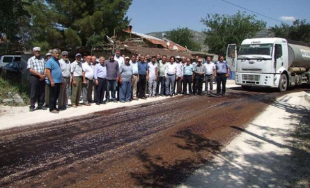 Çaykenarı bugün asfalt oluyor