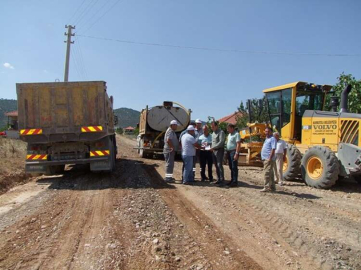Yeşilyayla’da yol çalışması